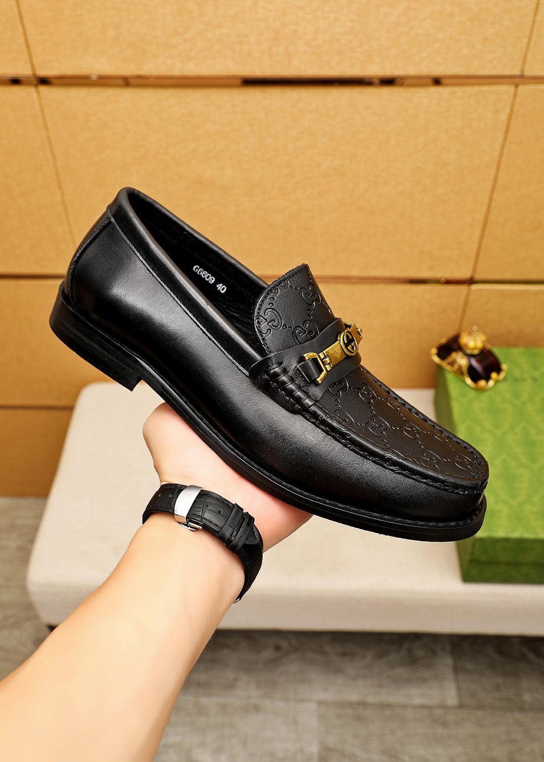 Trademark: GUCCI "Gucci" casual leather shoes. Positive code number: 38-44 (45.46.47 can