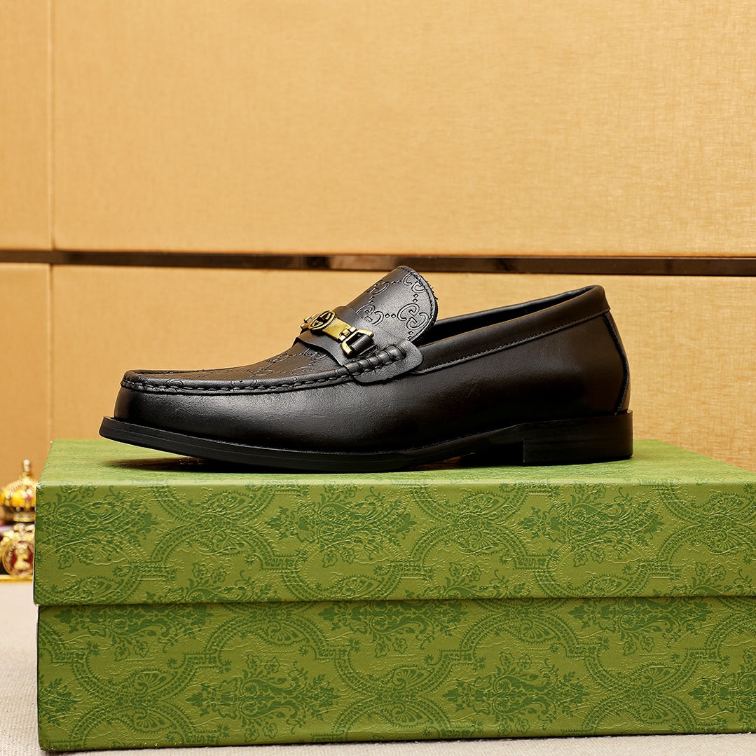 Trademark: GUCCI "Gucci" casual leather shoes. Positive code number: 38-44 (45.46.47 can