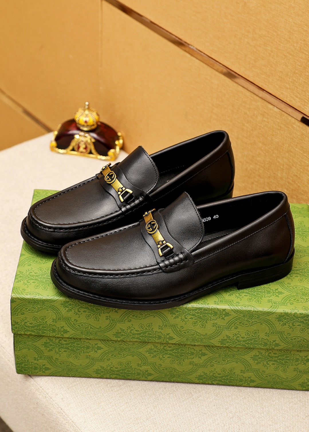 Trademark: GUCCI "Gucci" casual leather shoes. Positive code number: 38-44 (45.46.47 can