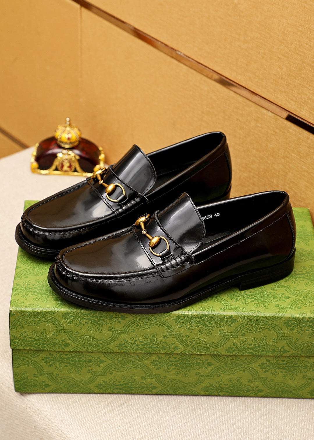 Trademark: GUCCI "Gucci" casual leather shoes. Positive code number: 38-44 (45.46.47 can