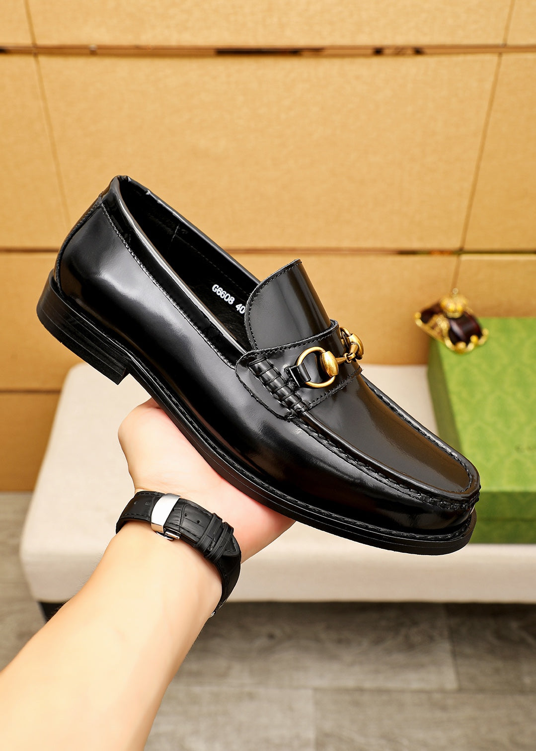 Trademark: GUCCI "Gucci" casual leather shoes. Positive code number: 38-44 (45.46.47 can