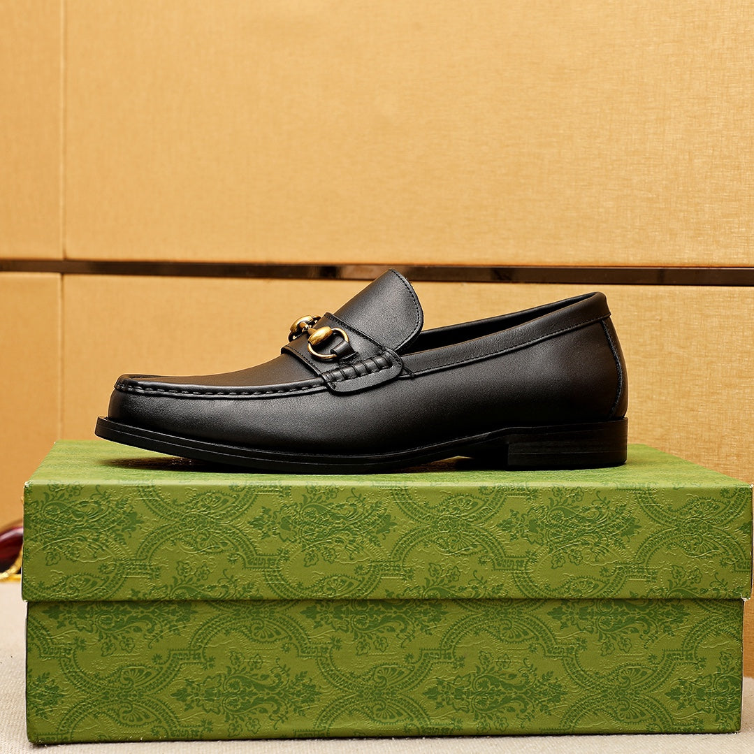 Trademark: GUCCI "Gucci" casual leather shoes. Positive code number: 38-44 (45.46.47 can