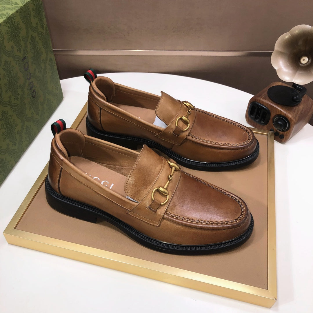 Italian top luxury men's shoes giant (GUCCI) (all cowhide inneri) new report. Original European