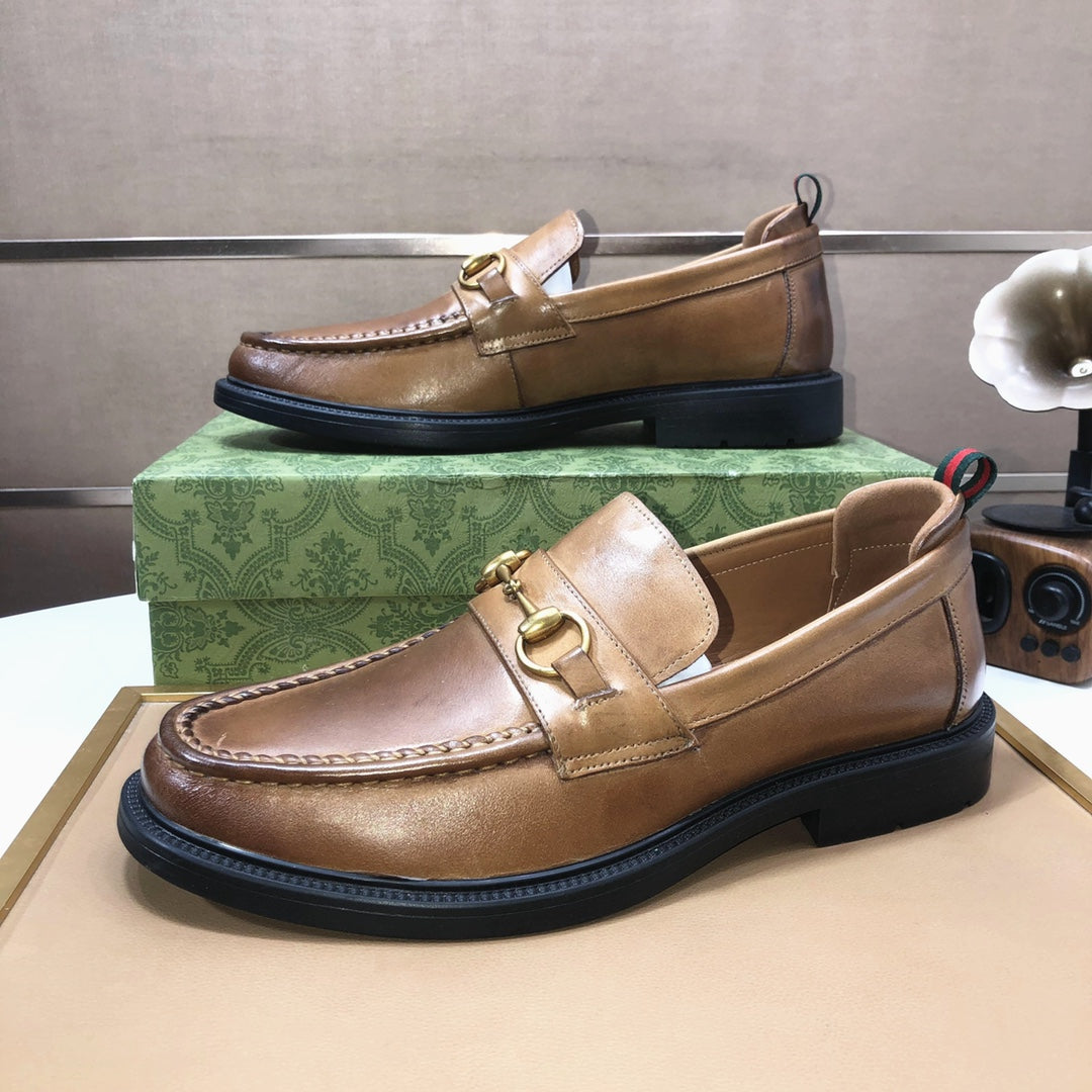 Italian top luxury men's shoes giant (GUCCI) (all cowhide inneri) new report. Original European