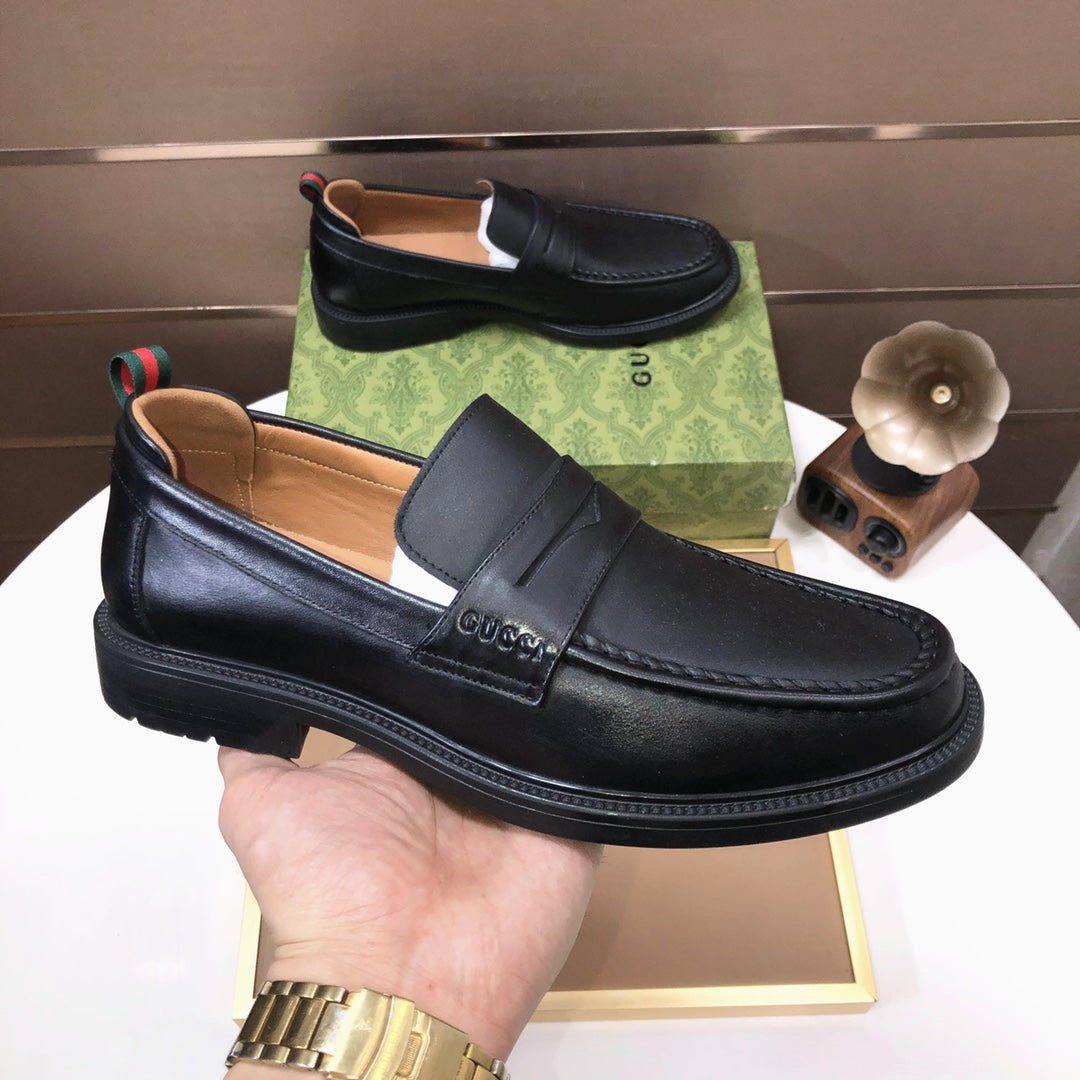 Italian top luxury men's shoes giant (GUCCI) (all cowhide inneri) new report. Original European