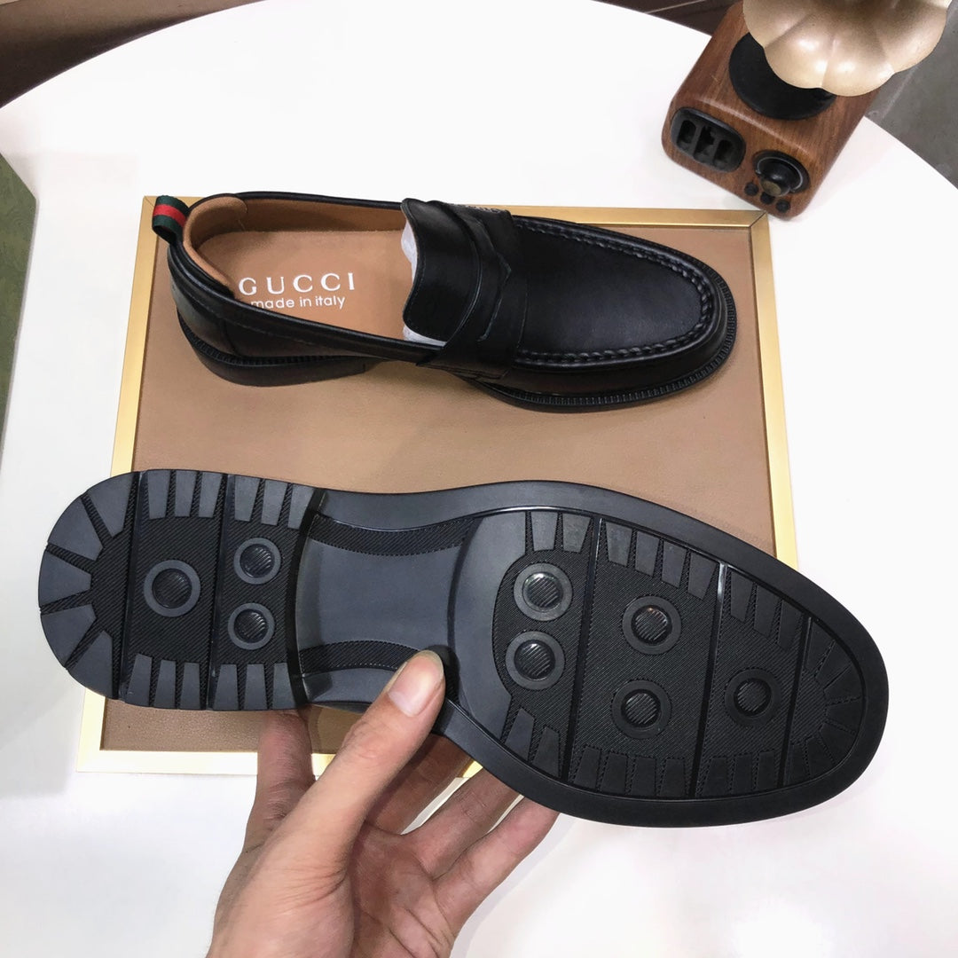 Italian top luxury men's shoes giant (GUCCI) (all cowhide inneri) new report. Original European