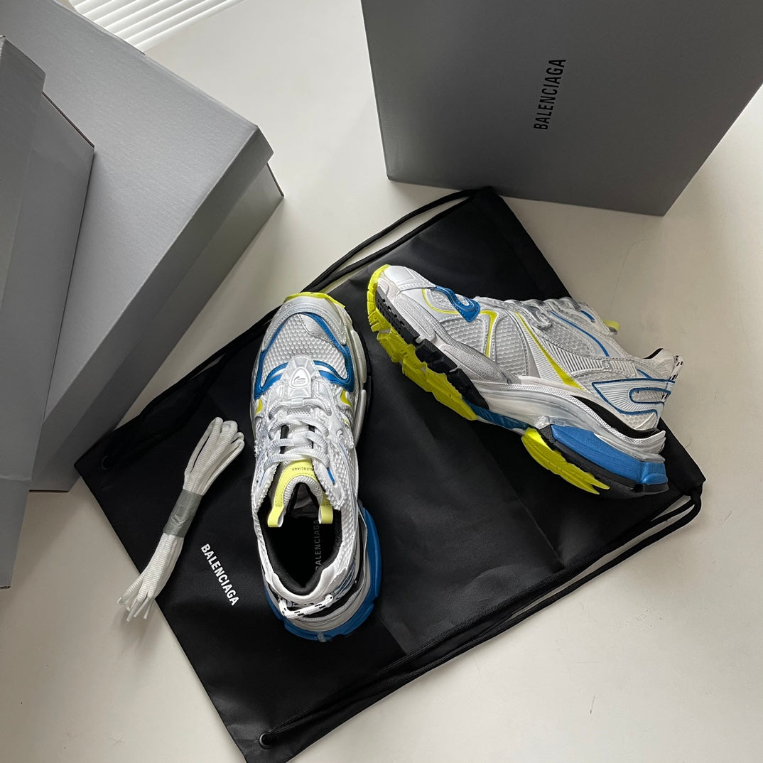 Balenciaga runner 3.0. Washed and destroyed canvas sneakers. New summer products breathable