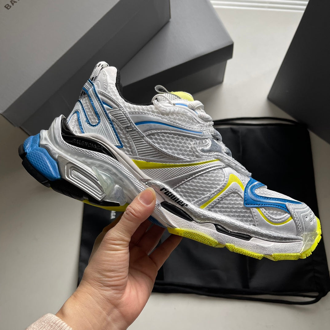 Balenciaga runner 3.0. Washed and destroyed canvas sneakers. New summer products breathable