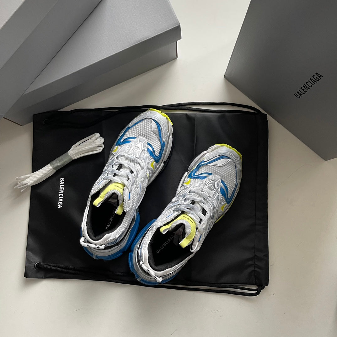 Balenciaga runner 3.0. Washed and destroyed canvas sneakers. New summer products breathable