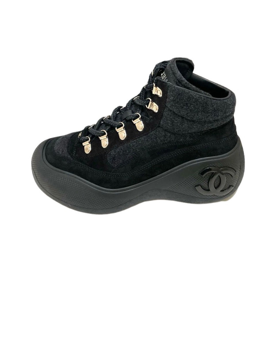 CHANEL Chanel leather silver horn King low top sports casual shoes for women Size: 35-45 (46 can be customized)