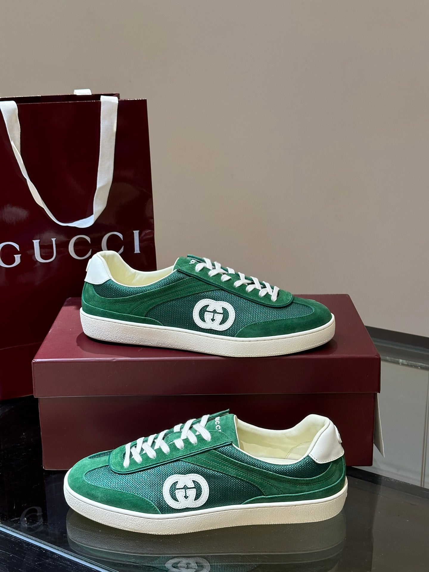 Gucc*" German training shoes 24Ss new spring and summer, men's sports shoes shipped