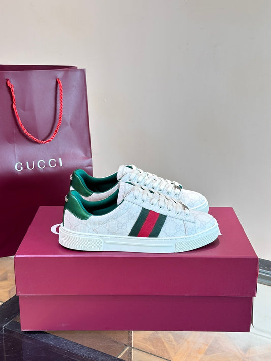 GUCC*" Chi new pair of small white shoes, this low-top sports shoes with basketball style