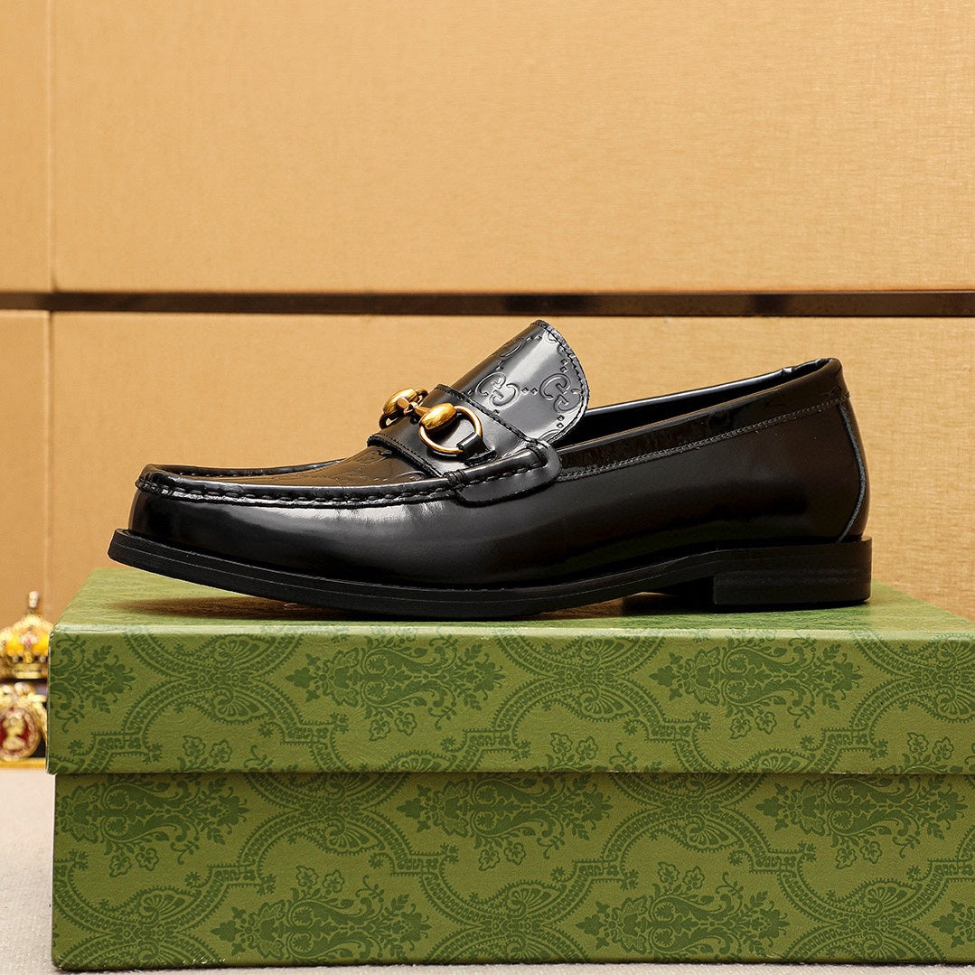 Trademark: GUCCI "Gucci" casual leather shoes. Positive code number: 38-44 (45.46.47 can