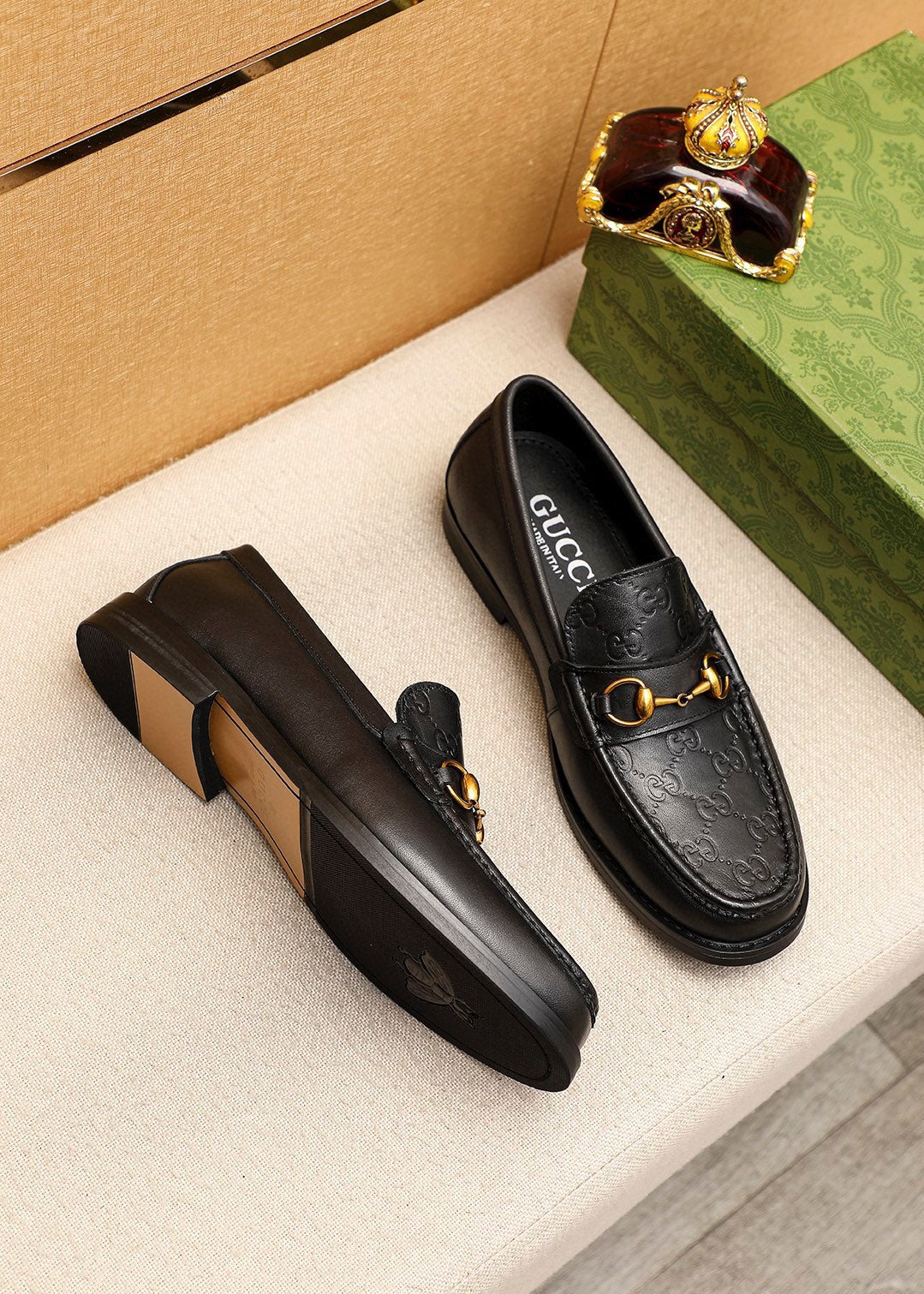 Trademark: GUCCI "Gucci" casual leather shoes. Positive code number: 38-44 (45.46.47 can