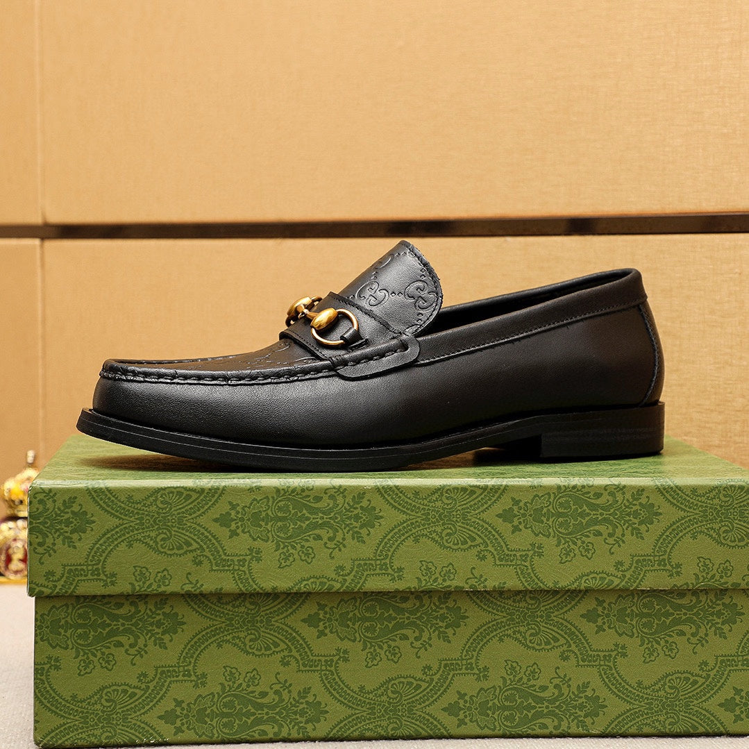 Trademark: GUCCI "Gucci" casual leather shoes. Positive code number: 38-44 (45.46.47 can