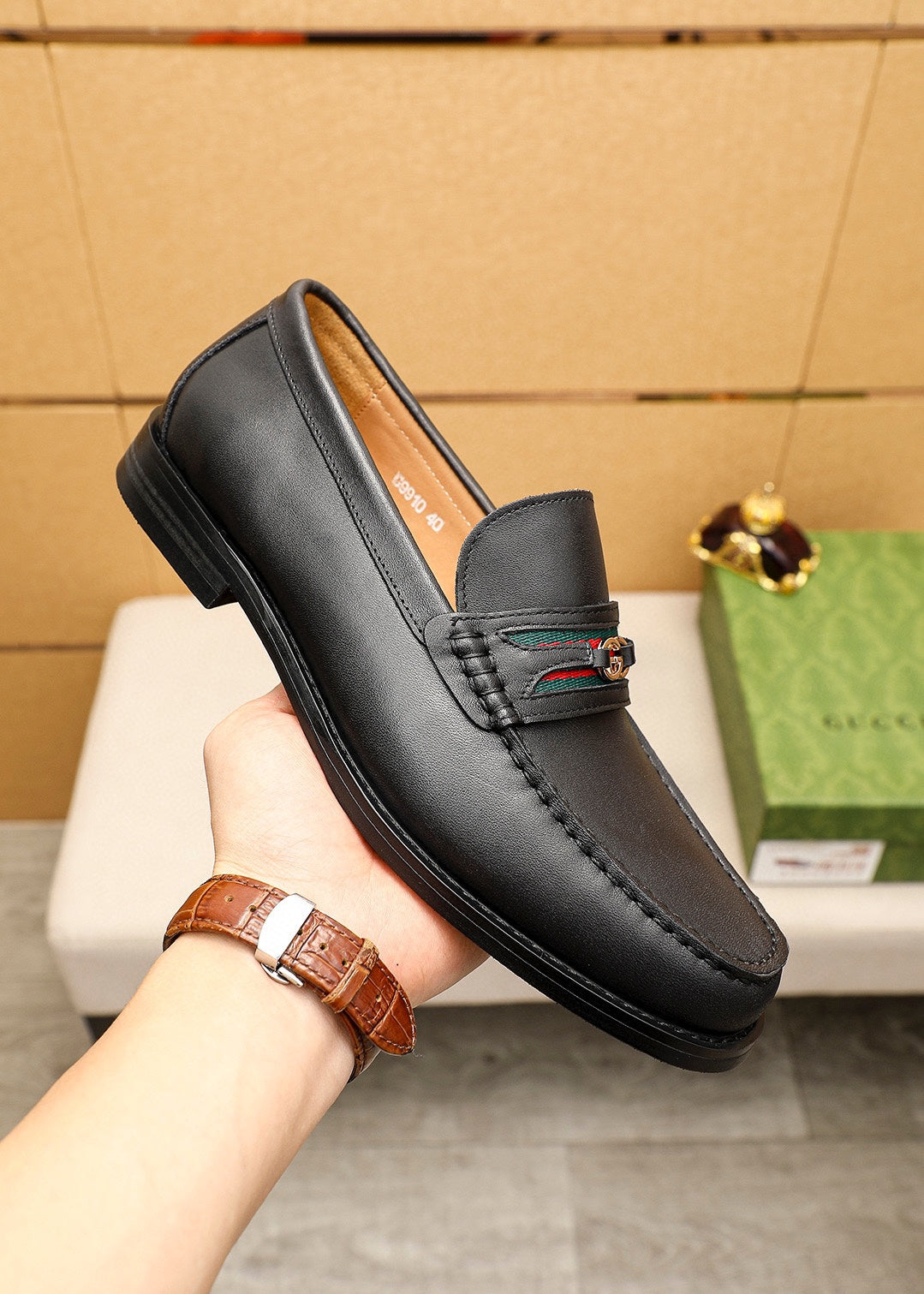 Trademark: GUCCI "Gucci" casual leather shoes. Positive code number: 38-44 (45.46.47 can