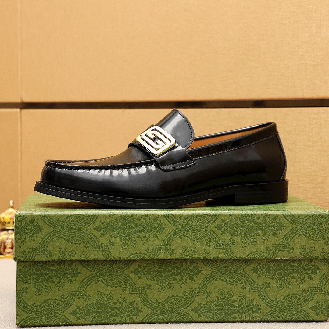 Trademark: GUCCI "Gucci" casual leather shoes. Positive code number: 38-44 (45.46.47 can