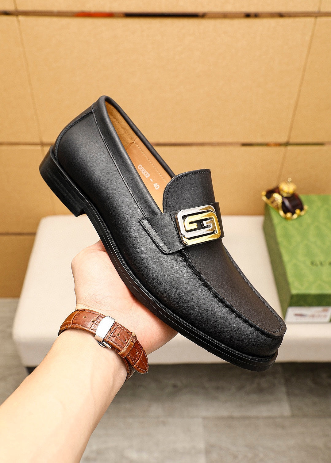 Trademark: GUCCI "Gucci" casual leather shoes. Positive code number: 38-44 (45.46.47 can