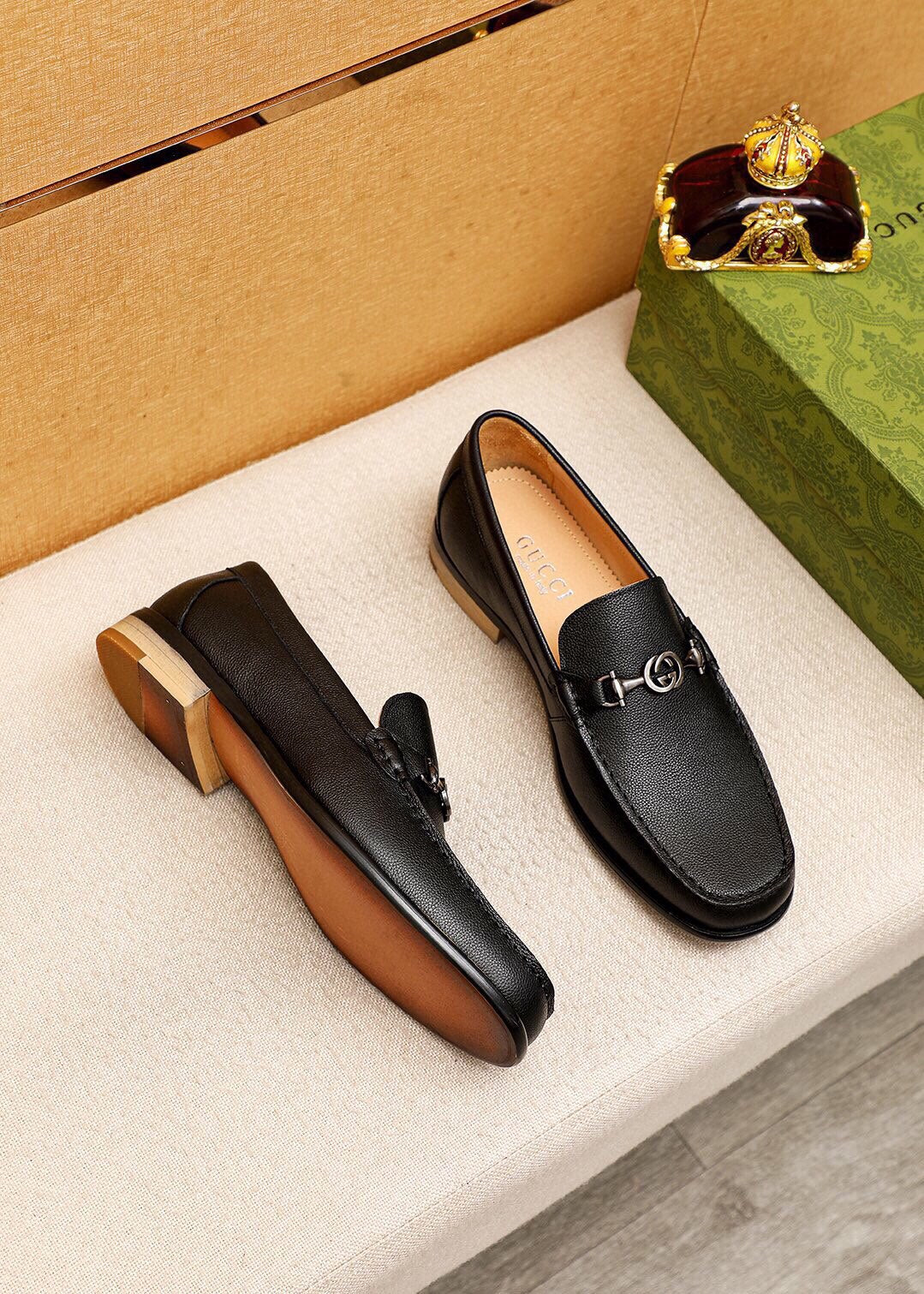 Trademark: GUCCI "Gucci" casual leather shoes. Positive code number: 38-44 (45.46.47 can
