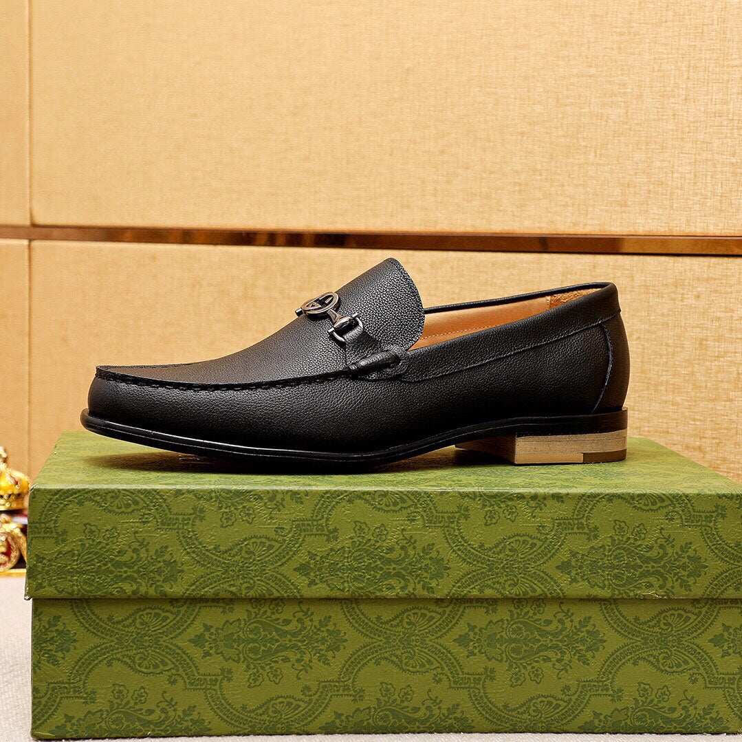 Trademark: GUCCI "Gucci" casual leather shoes. Positive code number: 38-44 (45.46.47 can
