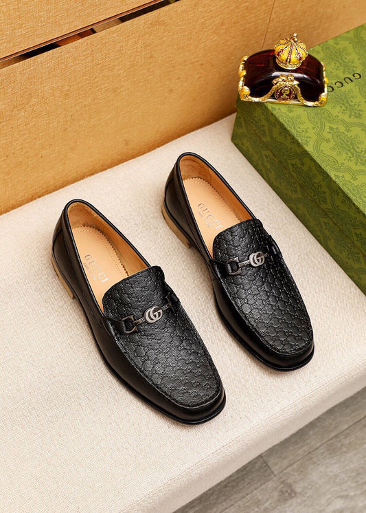 Trademark: GUCCI "Gucci" casual leather shoes. Positive code number: 38-44 (45.46.47 can