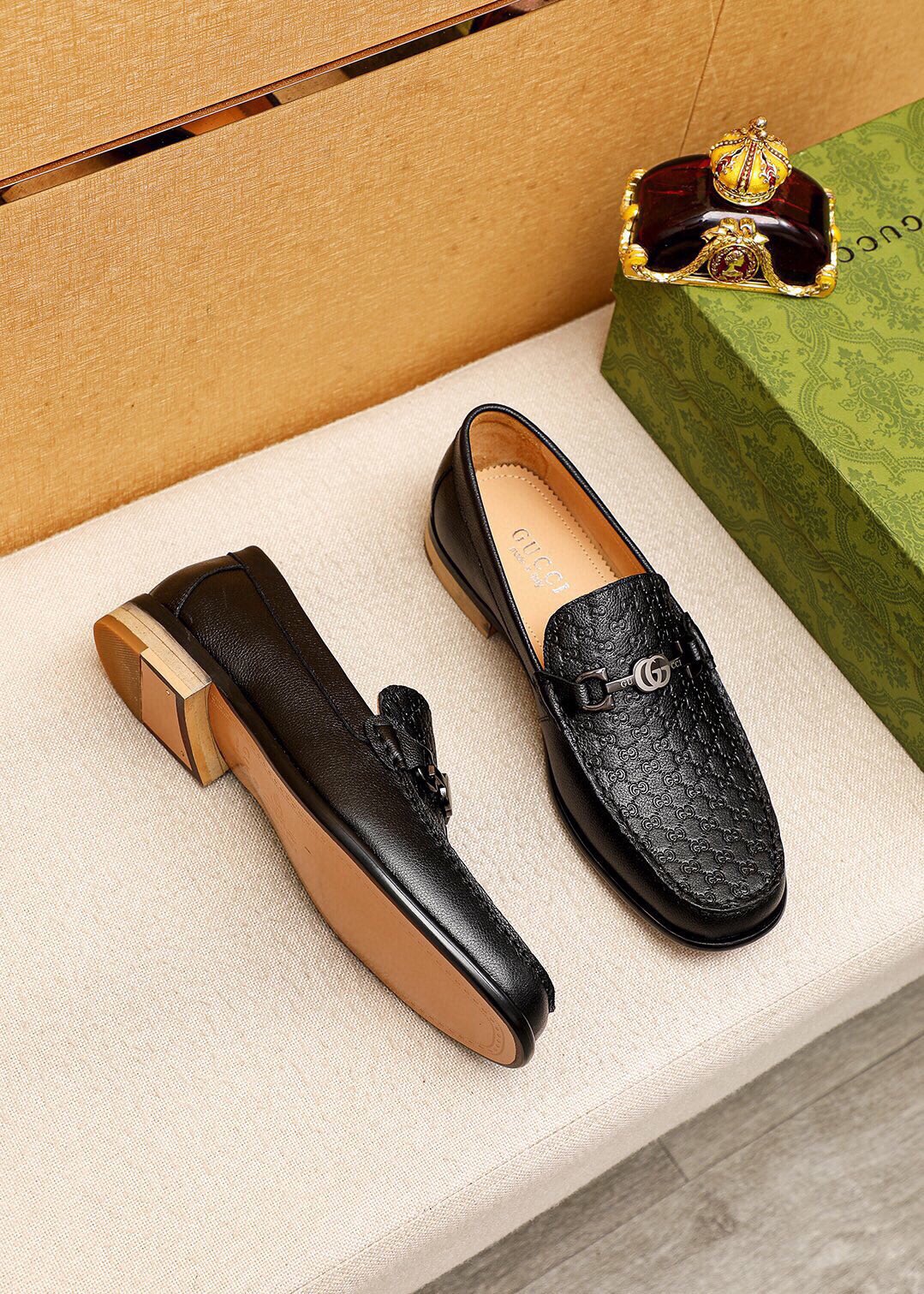 Trademark: GUCCI "Gucci" casual leather shoes. Positive code number: 38-44 (45.46.47 can
