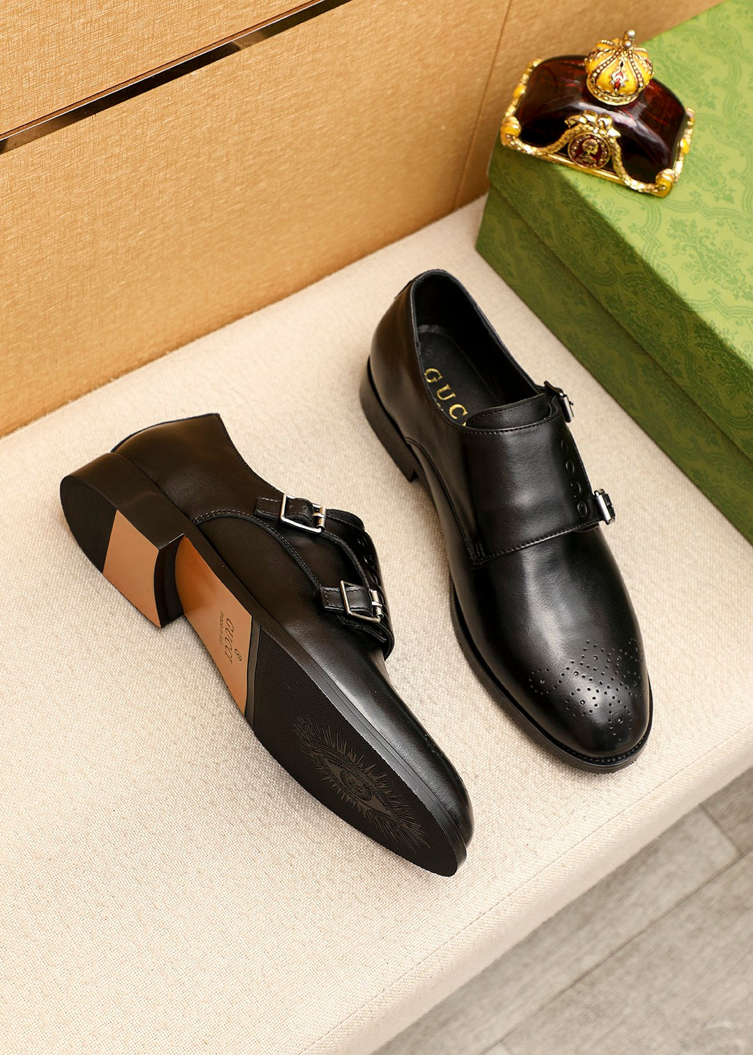 Trademark: GUCCI "Gucci" casual leather shoes. Positive code number: 38-44 (45.46.47 can