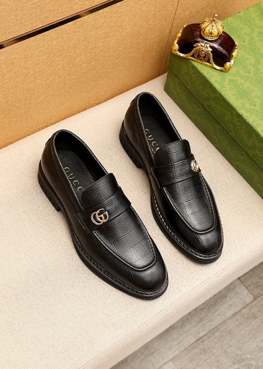 Trademark: GUCCI "Gucci" casual leather shoes. Positive code number: 38-44 (45.46.47 can