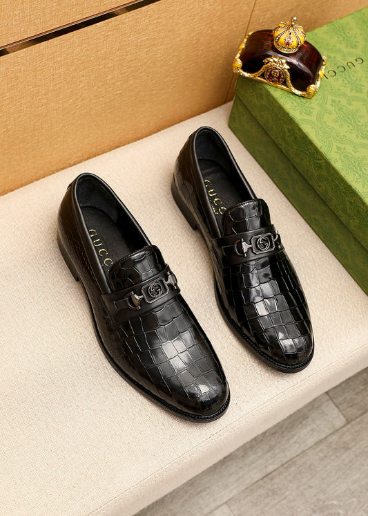 Trademark: GUCCI "Gucci" casual leather shoes. Positive code number: 38-44 (45.46.47 can