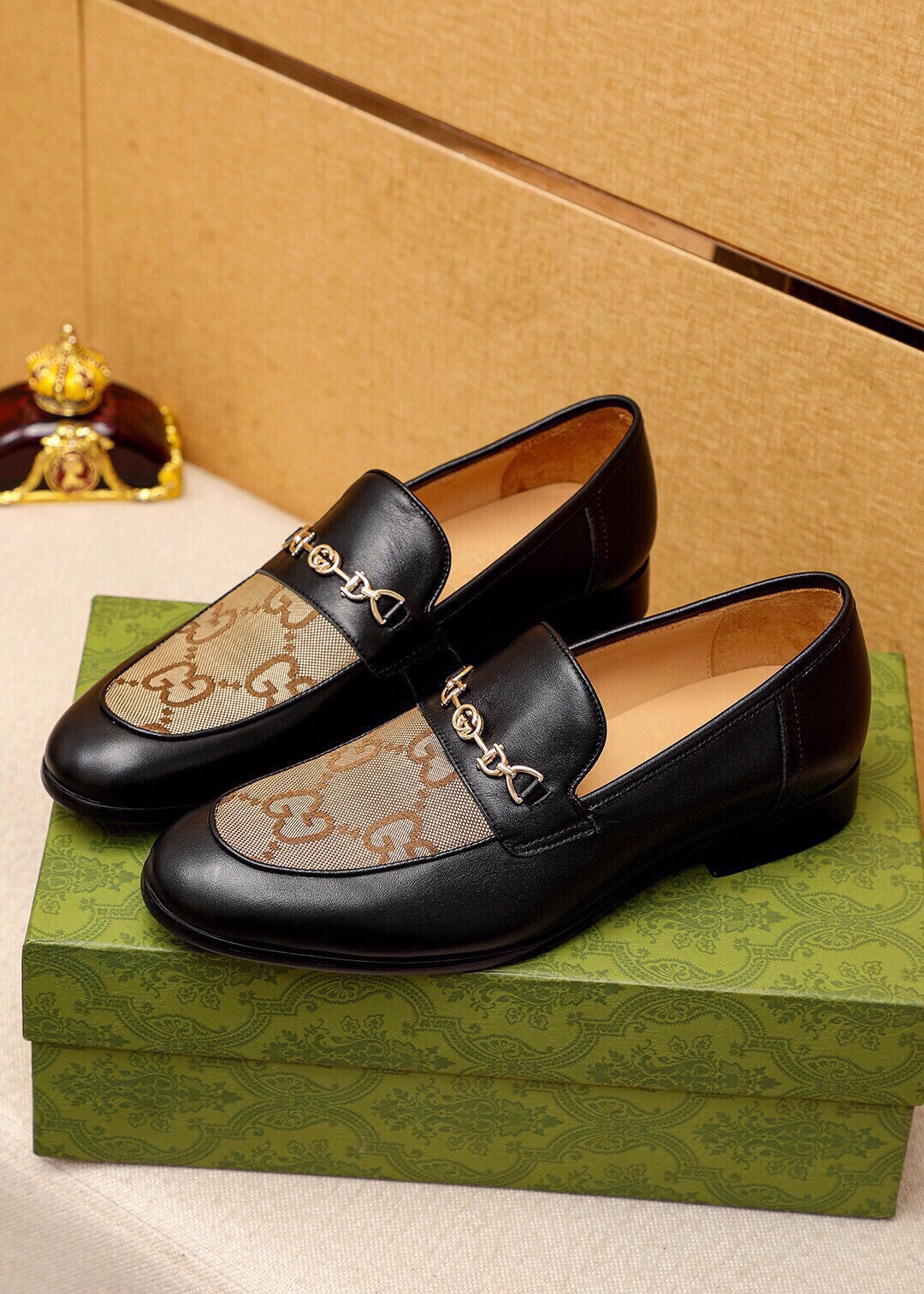 Trademark: GUCCI "Gucci" casual leather shoes. Positive code number: 38-44 (45.46.47 can