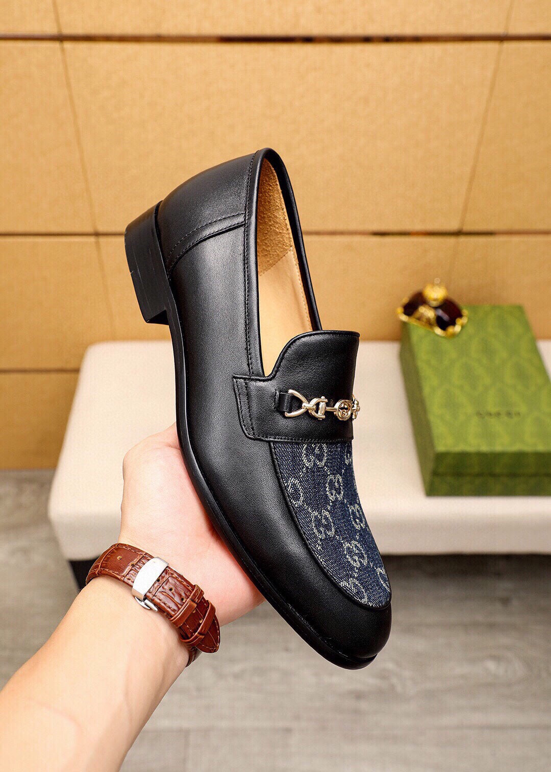 Trademark: GUCCI "Gucci" casual leather shoes. Positive code number: 38-44 (45.46.47 can