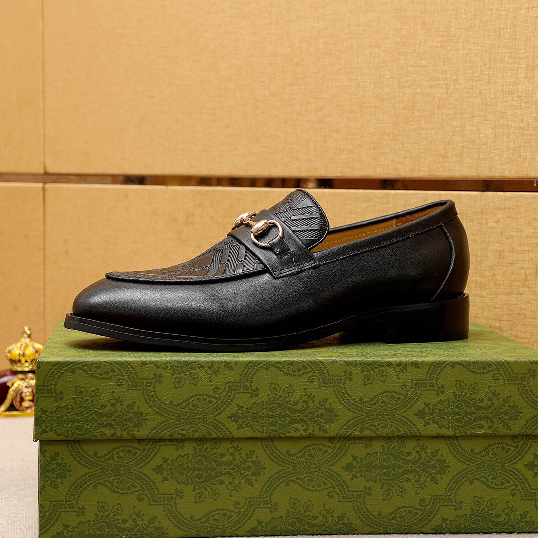 Trademark: GUCCI "Gucci" casual leather shoes. Positive code number: 38-44 (45.46.47 can