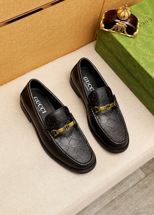 Trademark: GUCCI "Gucci" casual leather shoes. Positive code number: 38-44 (45.46.47 can