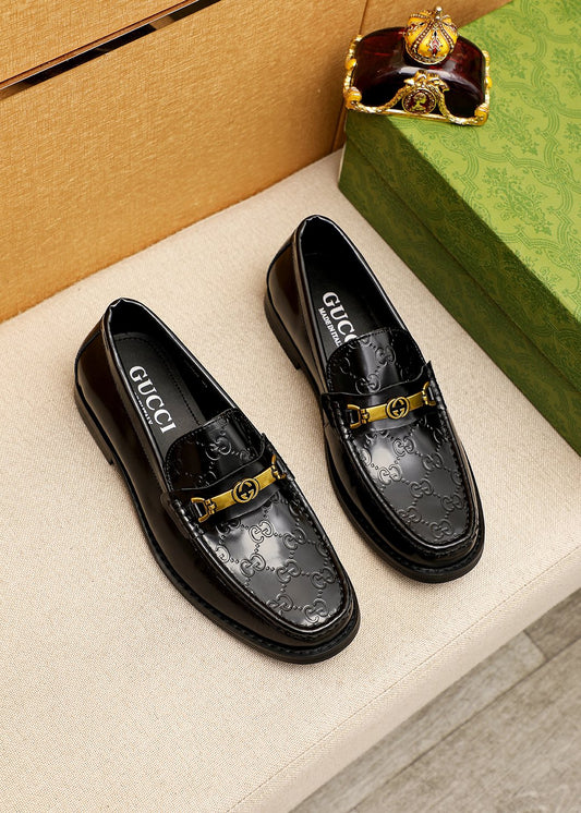 Trademark: GUCCI "Gucci" casual leather shoes. Positive code number: 38-44 (45.46.47 can