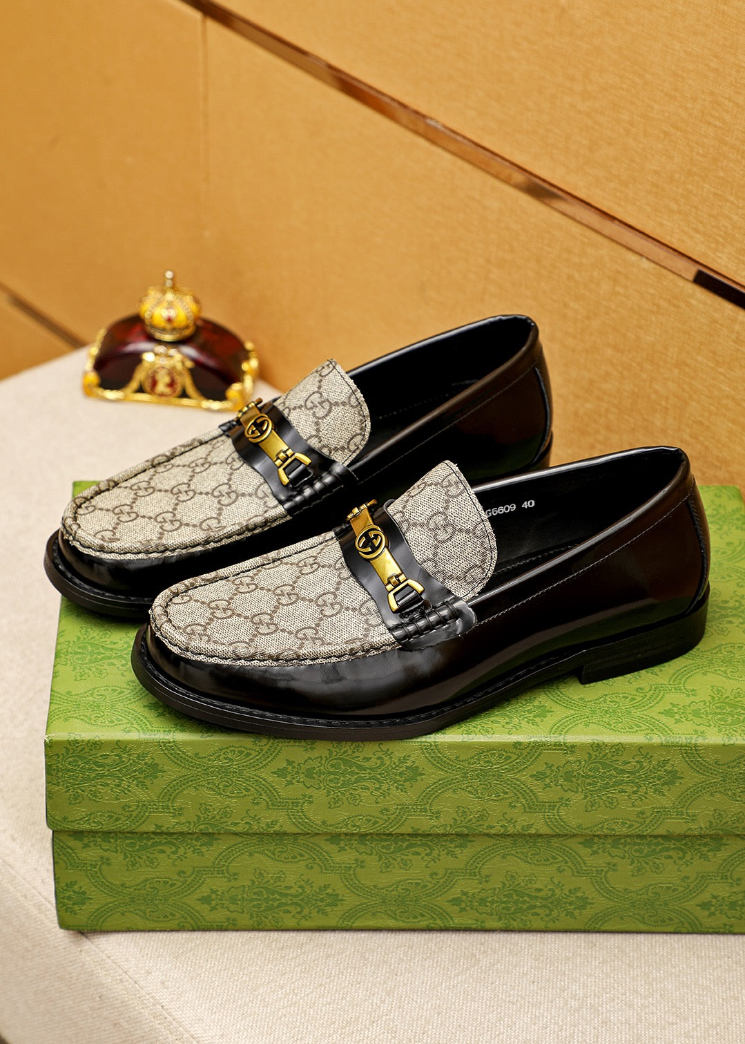 Trademark: GUCCI "Gucci" casual leather shoes. Positive code number: 38-44 (45.46.47 can