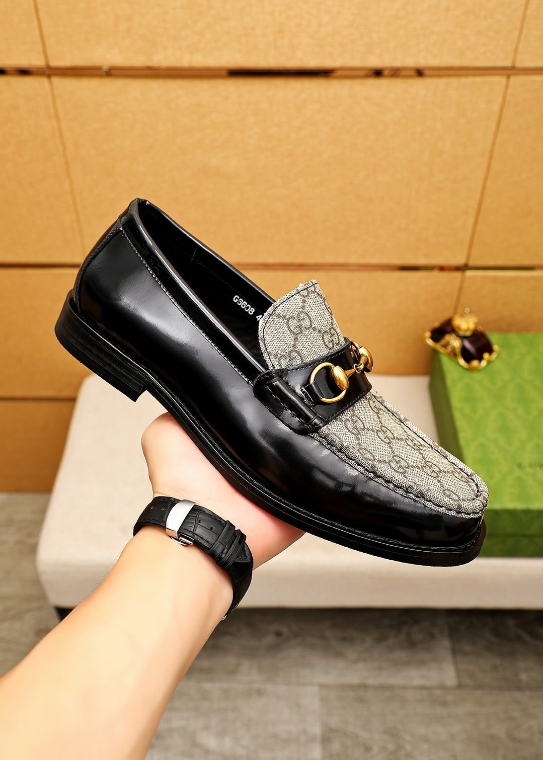 Trademark: GUCCI "Gucci" casual leather shoes. Positive code number: 38-44 (45.46.47 can