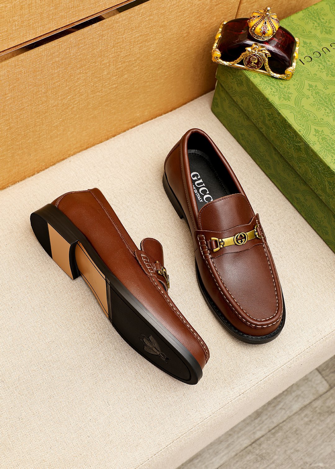 Trademark: GUCCI "Gucci" casual leather shoes. Positive code number: 38-44 (45.46.47 can