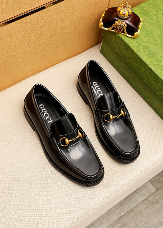 Trademark: GUCCI "Gucci" casual leather shoes. Positive code number: 38-44 (45.46.47 can