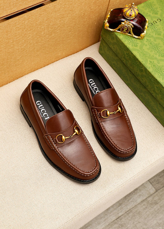 Trademark: GUCCI "Gucci" casual leather shoes. Positive code number: 38-44 (45.46.47 can