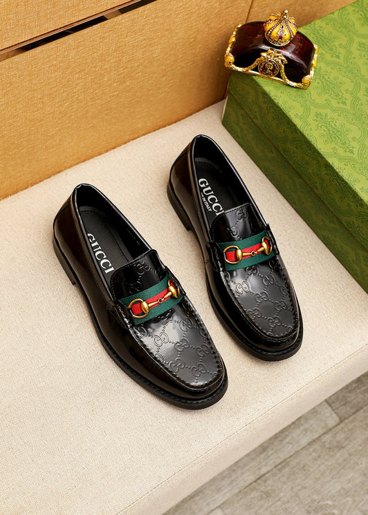 Trademark: GUCCI "Gucci" casual leather shoes. Positive code number: 38-44 (45.46.47 can