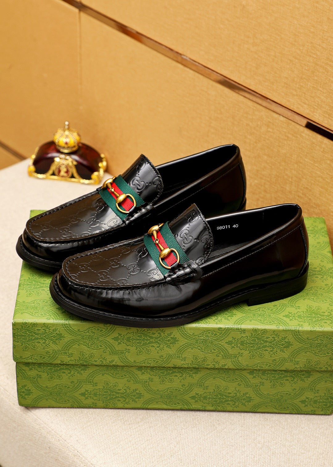 Trademark: GUCCI "Gucci" casual leather shoes. Positive code number: 38-44 (45.46.47 can