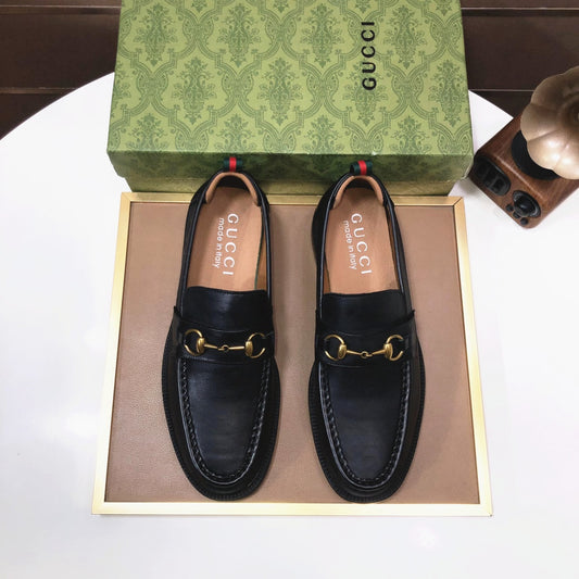 Italian top luxury men's shoes giant (GUCCI) (all cowhide inneri) new report. Original European
