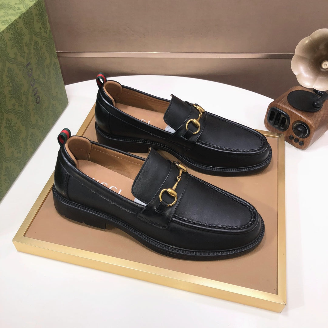 Italian top luxury men's shoes giant (GUCCI) (all cowhide inneri) new report. Original European