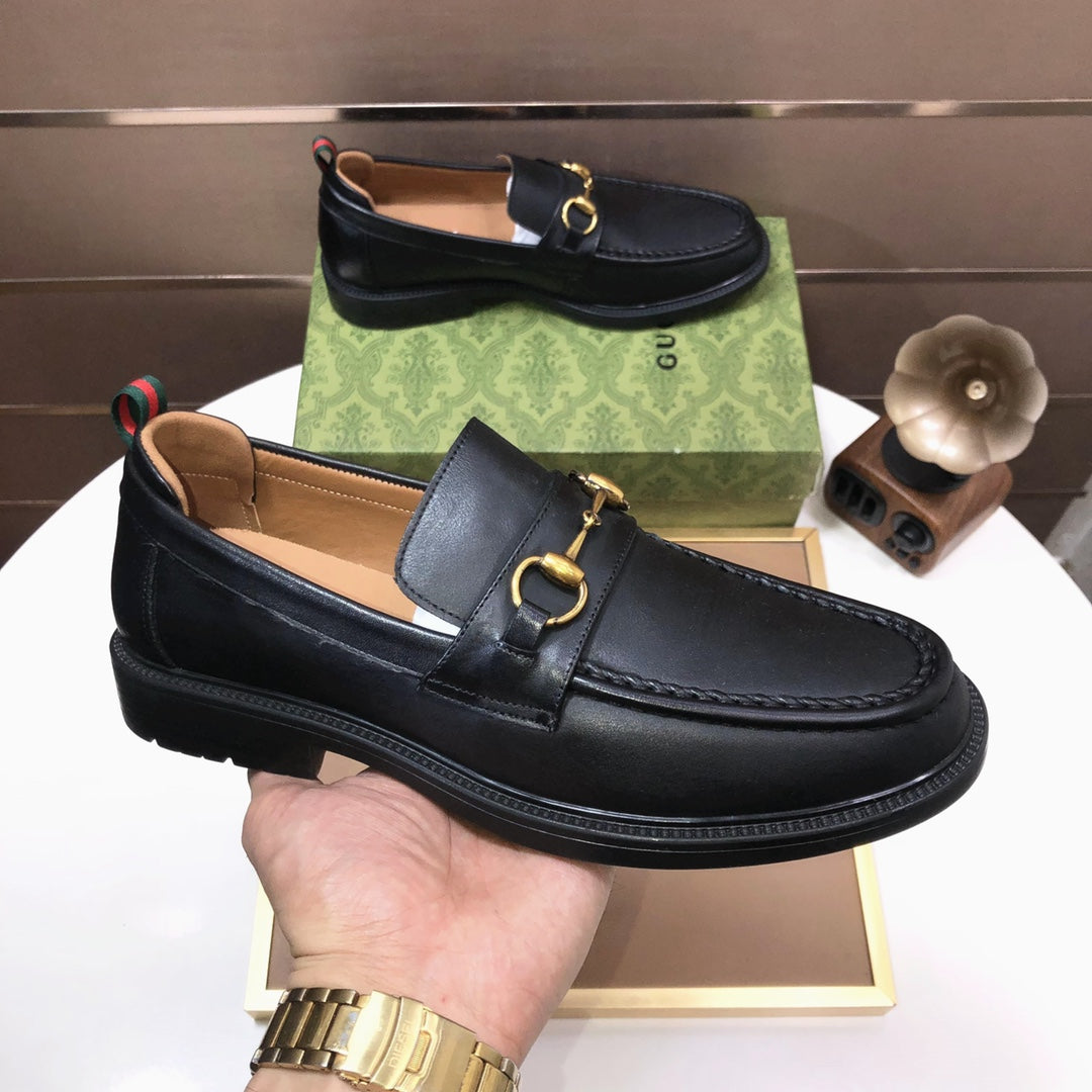 Italian top luxury men's shoes giant (GUCCI) (all cowhide inneri) new report. Original European