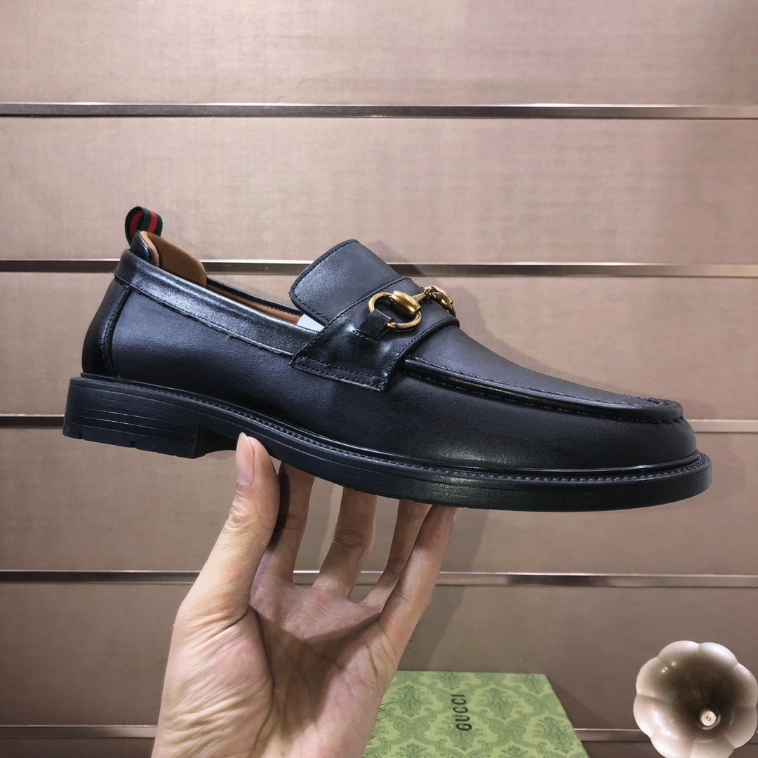 Italian top luxury men's shoes giant (GUCCI) (all cowhide inneri) new report. Original European