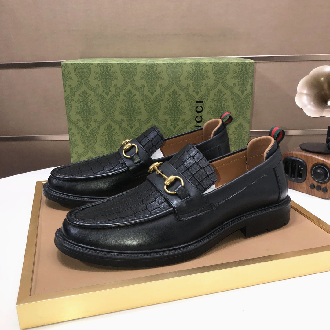 Italian top luxury men's shoes giant (GUCCI) (all cowhide inneri) new report. Original European