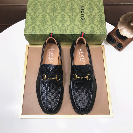 Italian top luxury men's shoes giant (GUCCI) (all cowhide inneri) new report. Original European