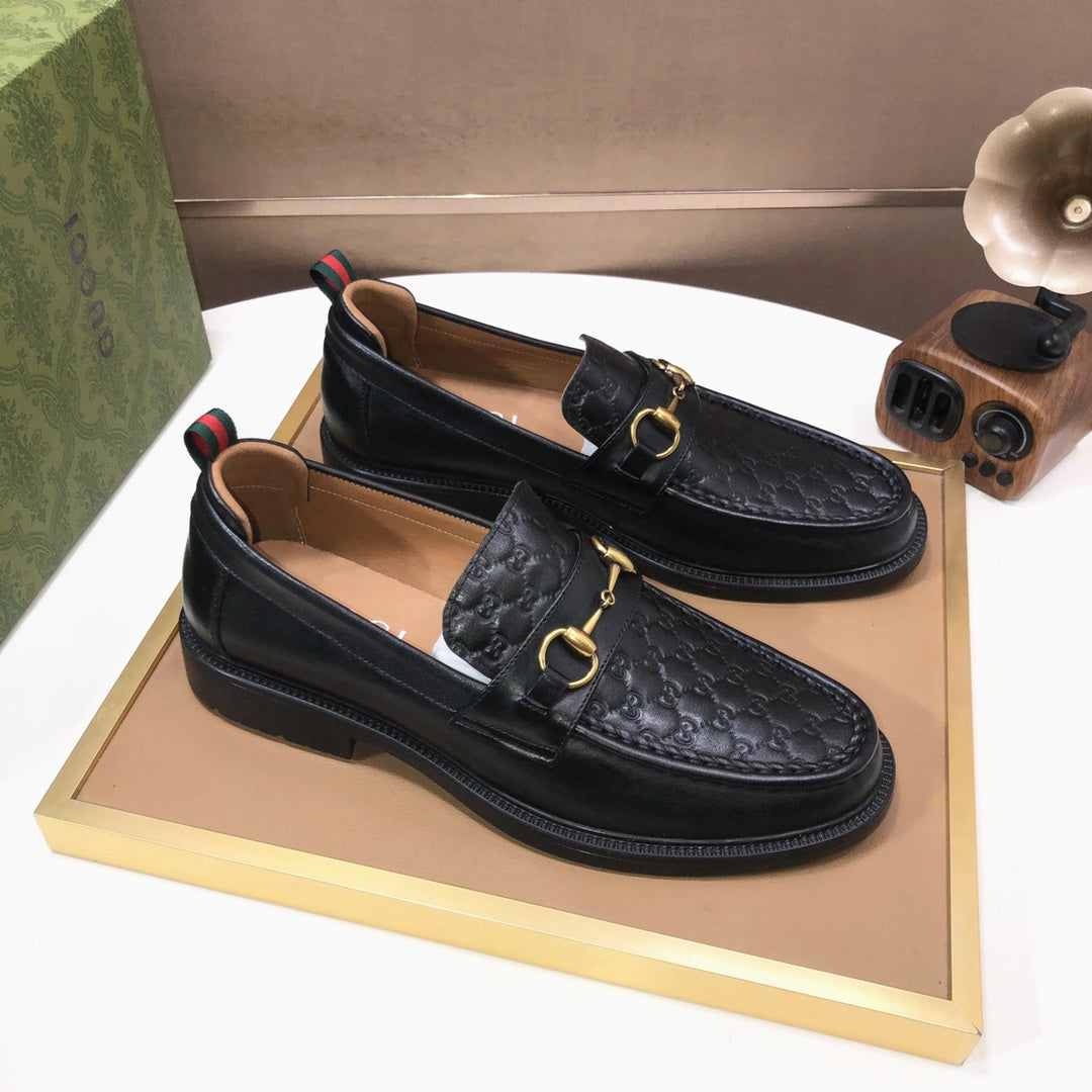 Italian top luxury men's shoes giant (GUCCI) (all cowhide inneri) new report. Original European