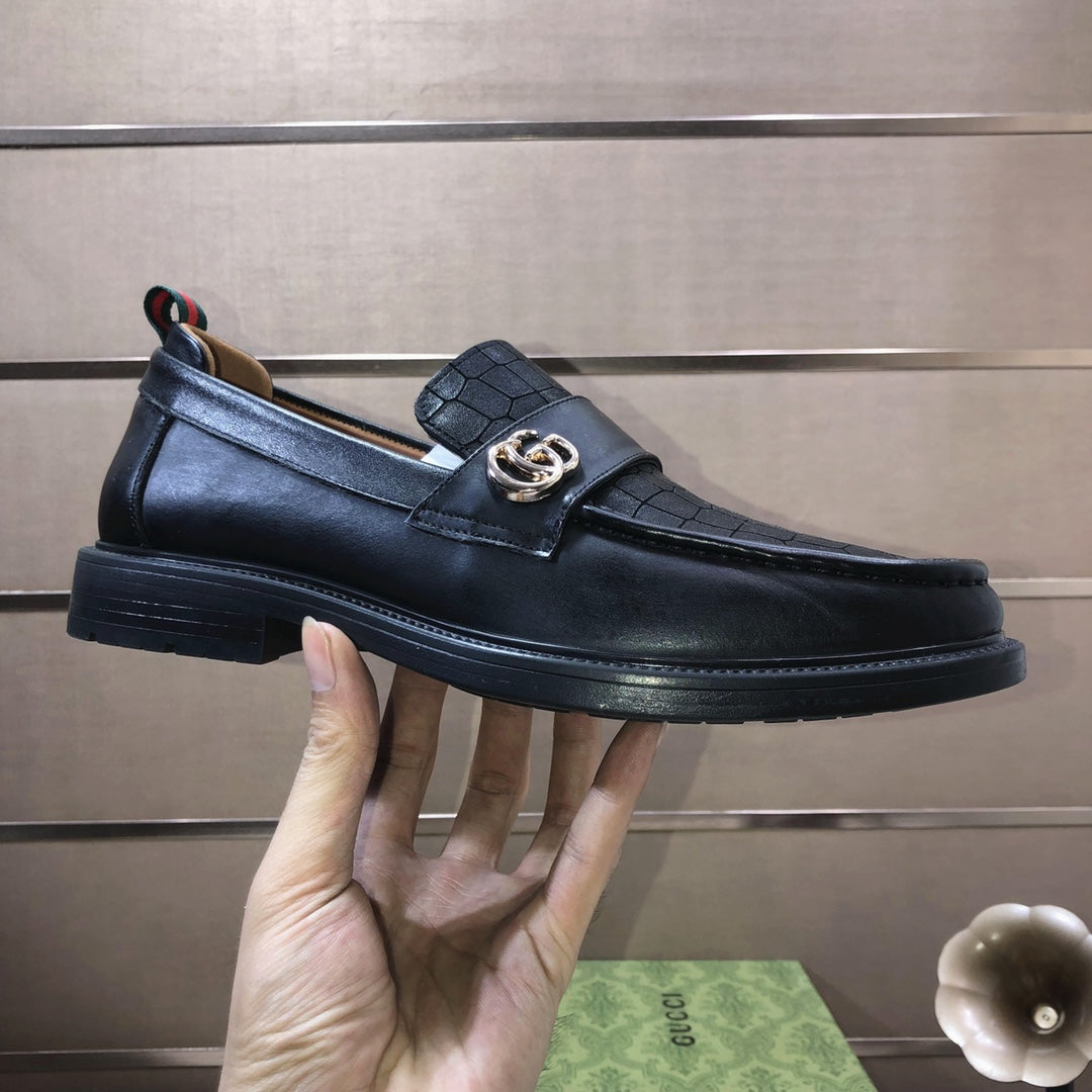 Italian top luxury men's shoes giant (GUCCI) (all cowhide inneri) new report. Original European