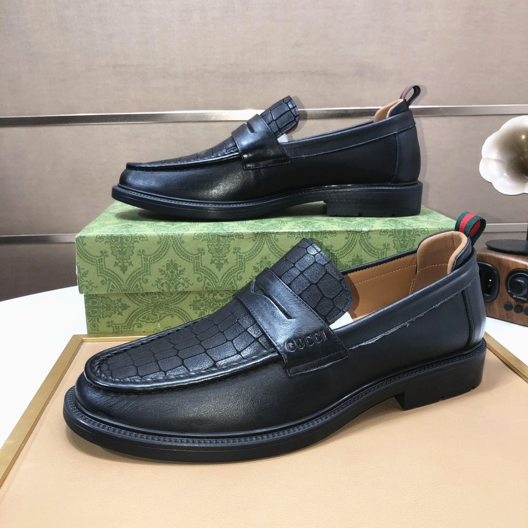 Italian top luxury men's shoes giant (GUCCI) (all cowhide inneri) new report. Original European